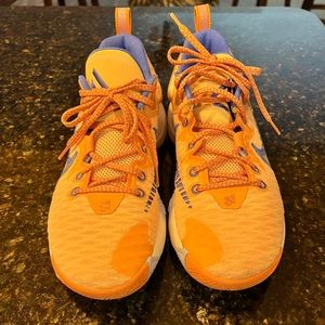 Nike Basketball Shoes. Size 9